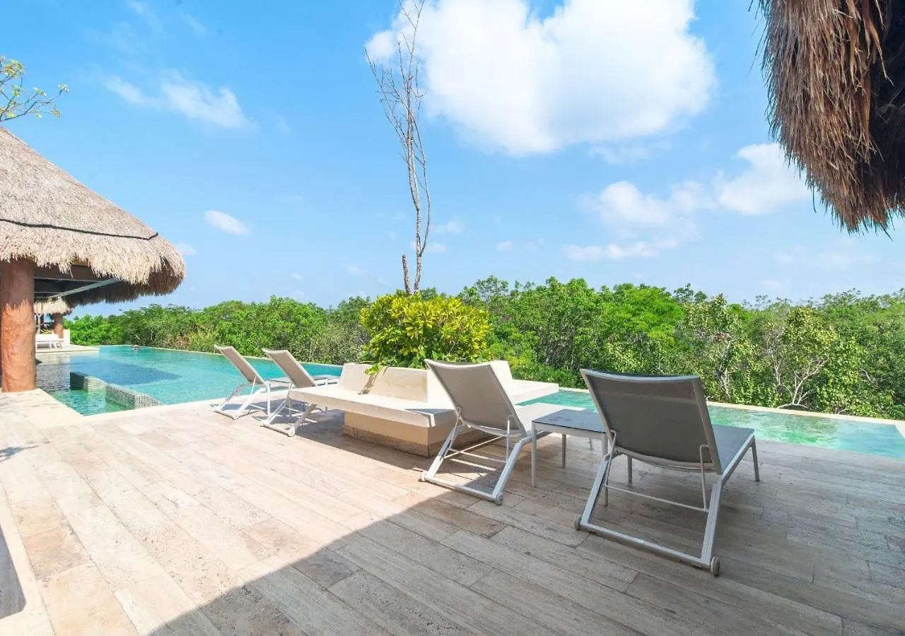 Modern Chic 1 Bedroom Apt W/ Rooftop Infinity Pool Tulum