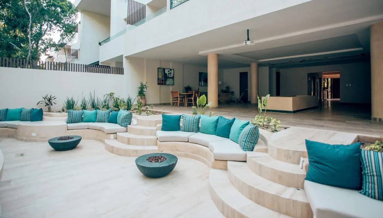 Modern Chic 1 Bedroom Apt W/ Rooftop Infinity Pool Tulum